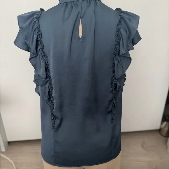 Veronica Beard Mandell top in slate - Picture 5 of 7